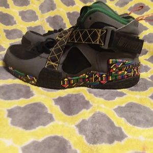 Nike air raid urban jungle